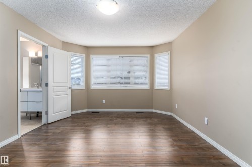 8218 Shaske Place Nw, Edmonton, AB 