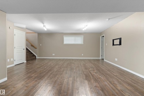 8218 Shaske Place Nw, Edmonton, AB 