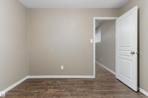 8218 Shaske Place Nw, Edmonton, AB 