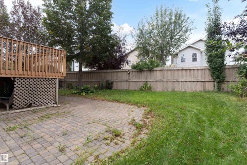 8218 Shaske Place Nw, Edmonton, AB 