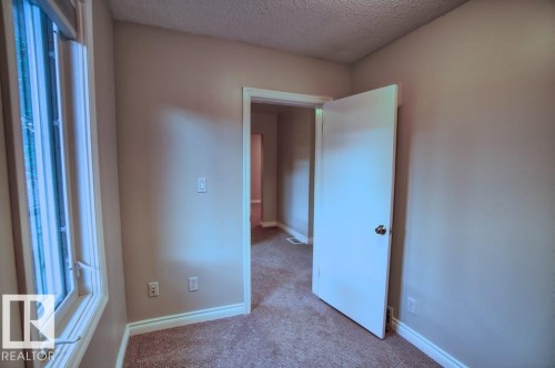 10026 87 Avenue Nw, Edmonton, AB - Indoor Photo Showing Other Room
