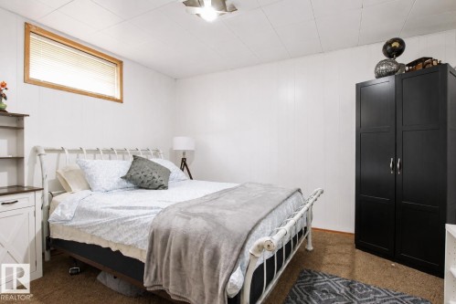 12231 55 Street Nw, Edmonton, AB - Indoor Photo Showing Bedroom