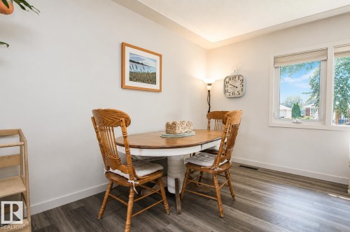 12231 55 Street Nw, Edmonton, AB - Indoor Photo Showing Dining Room
