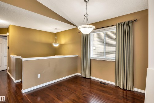 4435 152 Avenue Nw, Edmonton, AB 