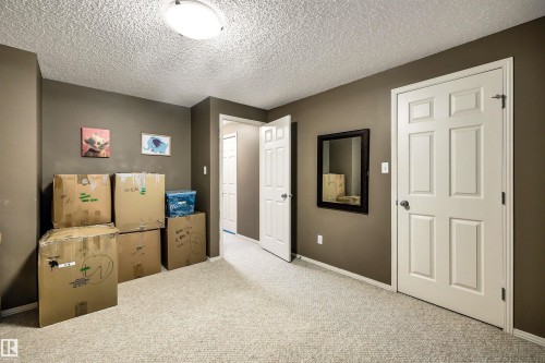 4435 152 Avenue Nw, Edmonton, AB 