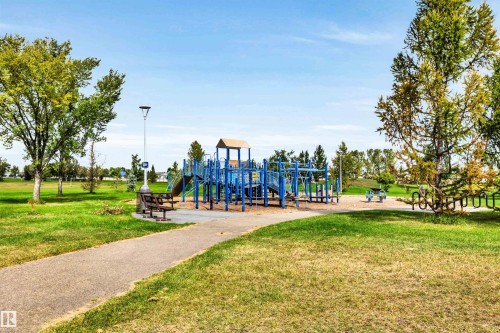 4435 152 Avenue Nw, Edmonton, AB 