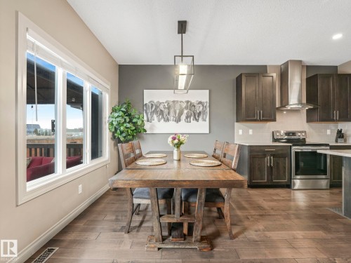 16412 12 Avenue Sw, Edmonton, AB - Indoor Photo Showing Dining Room