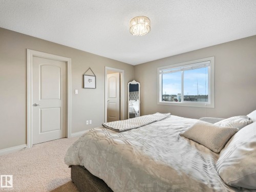 16412 12 Avenue Sw, Edmonton, AB - Indoor Photo Showing Bedroom