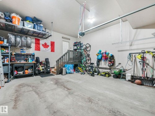 16412 12 Avenue Sw, Edmonton, AB - Indoor Photo Showing Garage