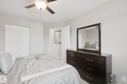 Ceiling fan with integrated lighting - 