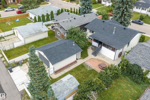 7911 152A Avenue Nw, Edmonton, AB 
