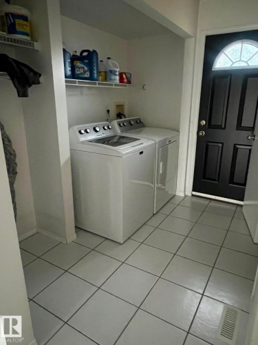 17919 94 Avenue Nw, Edmonton, AB 