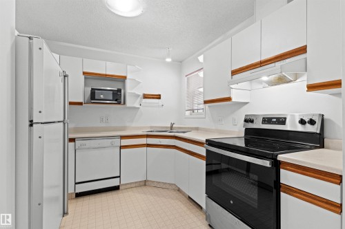 #12 3311 58 St Nw, Edmonton, AB 