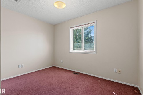 #12 3311 58 St Nw, Edmonton, AB 