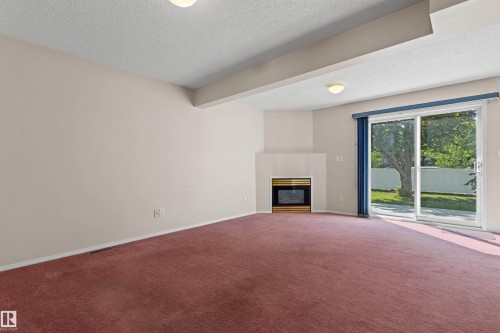 #12 3311 58 St Nw, Edmonton, AB 