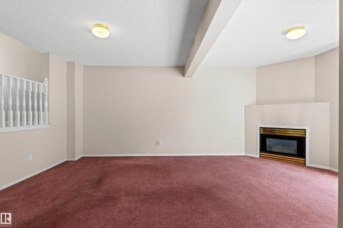 #12 3311 58 St Nw, Edmonton, AB 