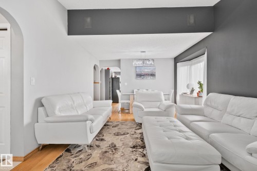 7503 190 Street Nw, Edmonton, AB 