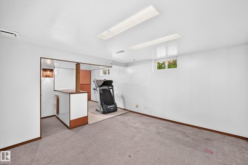 7032 81 Street Nw, Edmonton, AB 