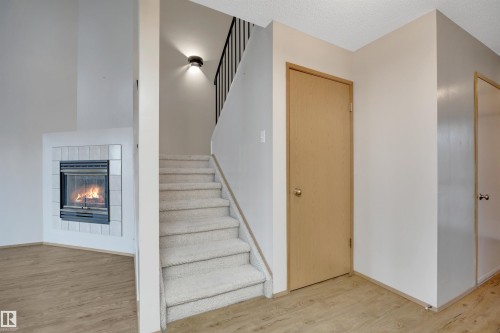 7557 188 Street Nw, Edmonton, AB 