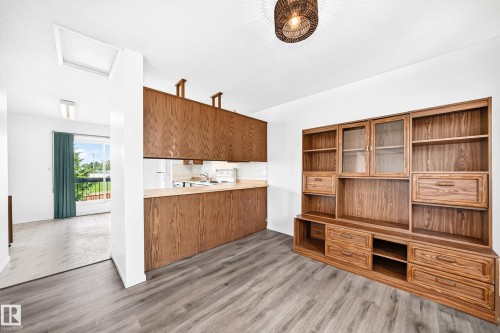 14141 26 Street Nw, Edmonton, AB - Indoor
