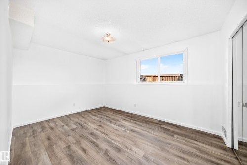 14141 26 Street Nw, Edmonton, AB - Indoor Photo Showing Other Room