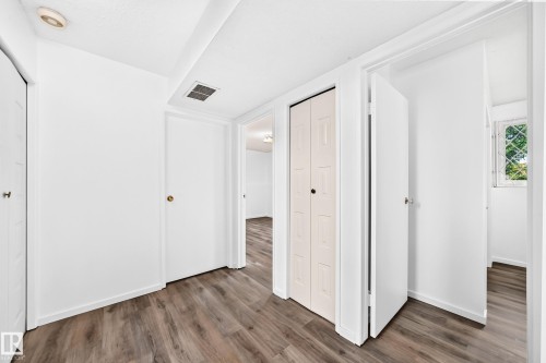 14141 26 Street Nw, Edmonton, AB - Indoor Photo Showing Other Room