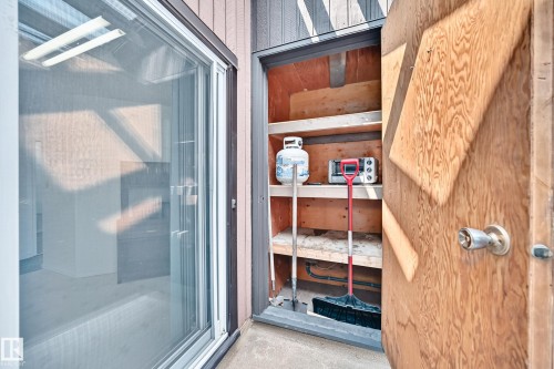 14141 26 Street Nw, Edmonton, AB - Indoor Photo Showing Bathroom