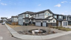 707 180 St SW SW  Edmonton, AB T6W 2S8
