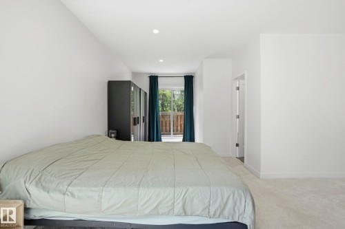 5406 110 Street Nw, Edmonton, AB - Indoor Photo Showing Bedroom