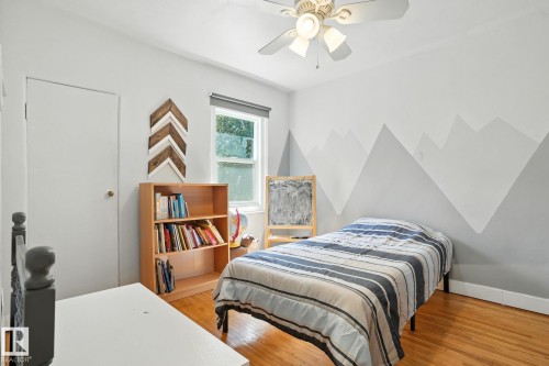 5406 110 Street Nw, Edmonton, AB - Indoor Photo Showing Bedroom