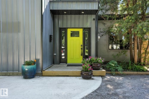 5406 110 Street Nw, Edmonton, AB - Outdoor