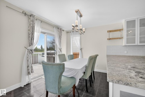 11827 8 Avenue Nw, Edmonton, AB 