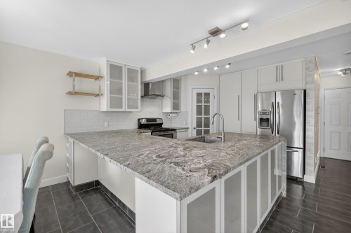 11827 8 Avenue Nw, Edmonton, AB 