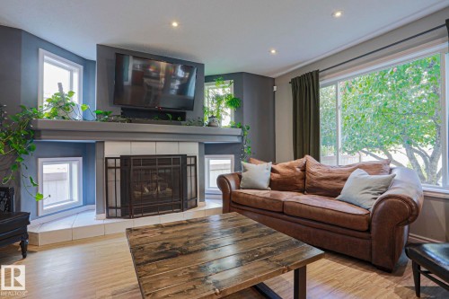 6 Willis Crescent, Leduc, AB 