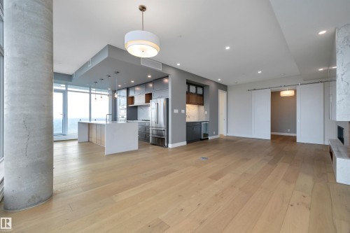 #1304 14105 West Block Dr Nw, Edmonton, AB - Indoor Photo Showing Kitchen