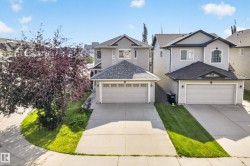 1103 117 Street SW  Edmonton, AB T6W 1W8