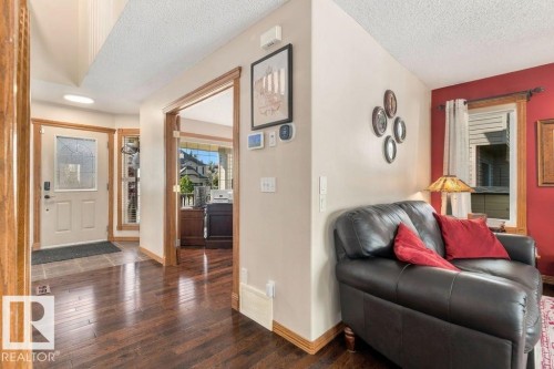 5 Roche Pl, Beaumont, AB 