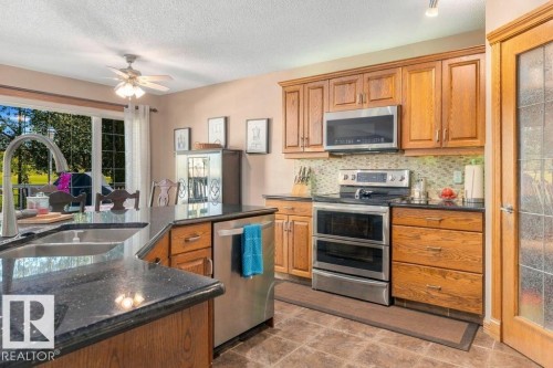 5 Roche Pl, Beaumont, AB 