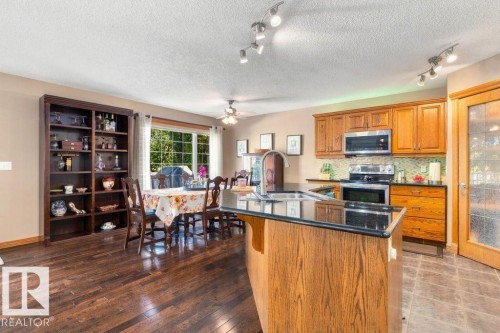 5 Roche Pl, Beaumont, AB 