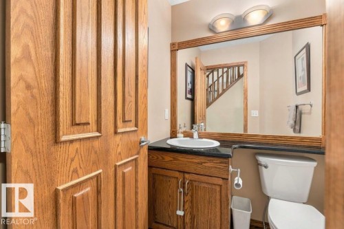 5 Roche Pl, Beaumont, AB 