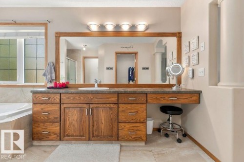 5 Roche Pl, Beaumont, AB 