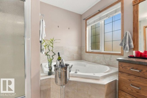 5 Roche Pl, Beaumont, AB 