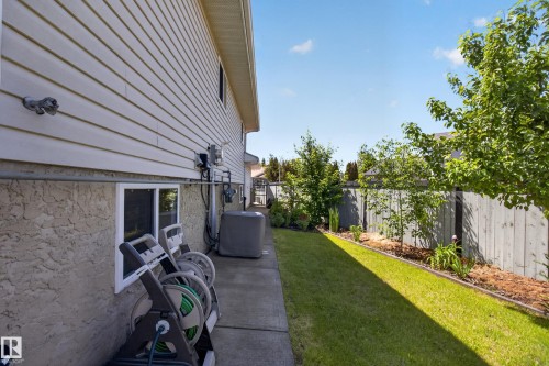 1136 Kane Wynd Nw, Edmonton, AB 