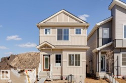 319 EDGEMONT Drive NW Edmonton, AB T6M 3G7