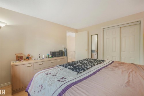 Upstairs Primary Bedroom space featuring room to fit your King Sized Bed PLUS additional furniture. - 267 Ridgewood Terrace, St. Albert, AB - Indoor Photo Showing Bedroom