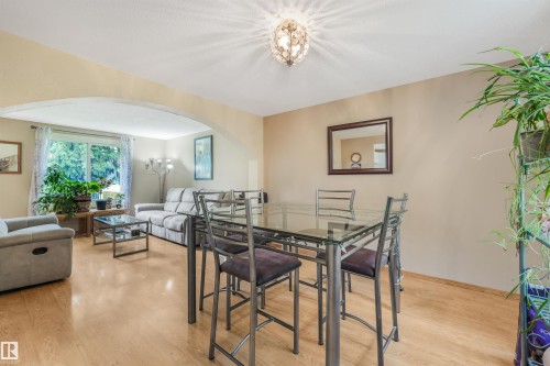 Open Concept Dining Room space featuring access to Kitchen and Living Room. Large enough to fit a big table to host your family gatherings. - 267 Ridgewood Terrace, St. Albert, AB - Indoor Photo Showing Other Room