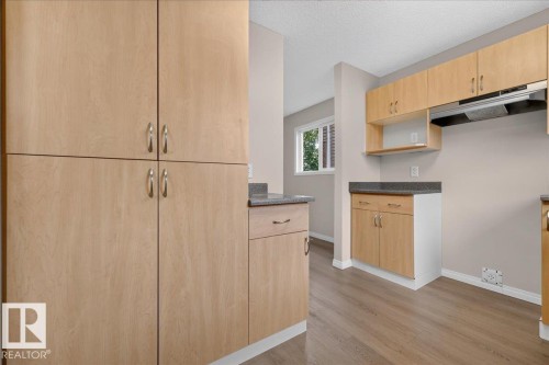 11413 96 Street Nw, Edmonton, AB 