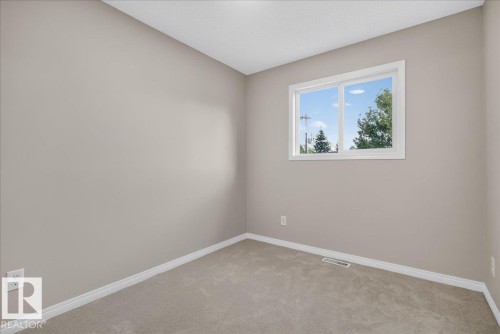 11413 96 Street Nw, Edmonton, AB 