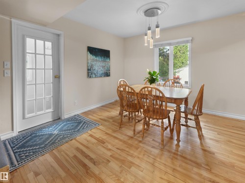 10968 75 Avenue Nw, Edmonton, AB 