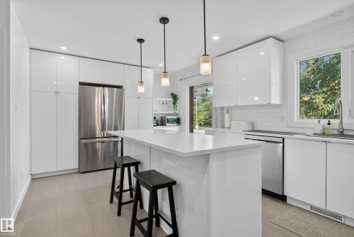 311 Lessard Drive Nw, Edmonton, AB 